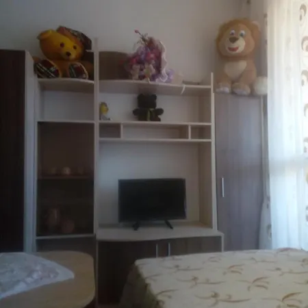 Snezhanka Konukevi Paşmaklı